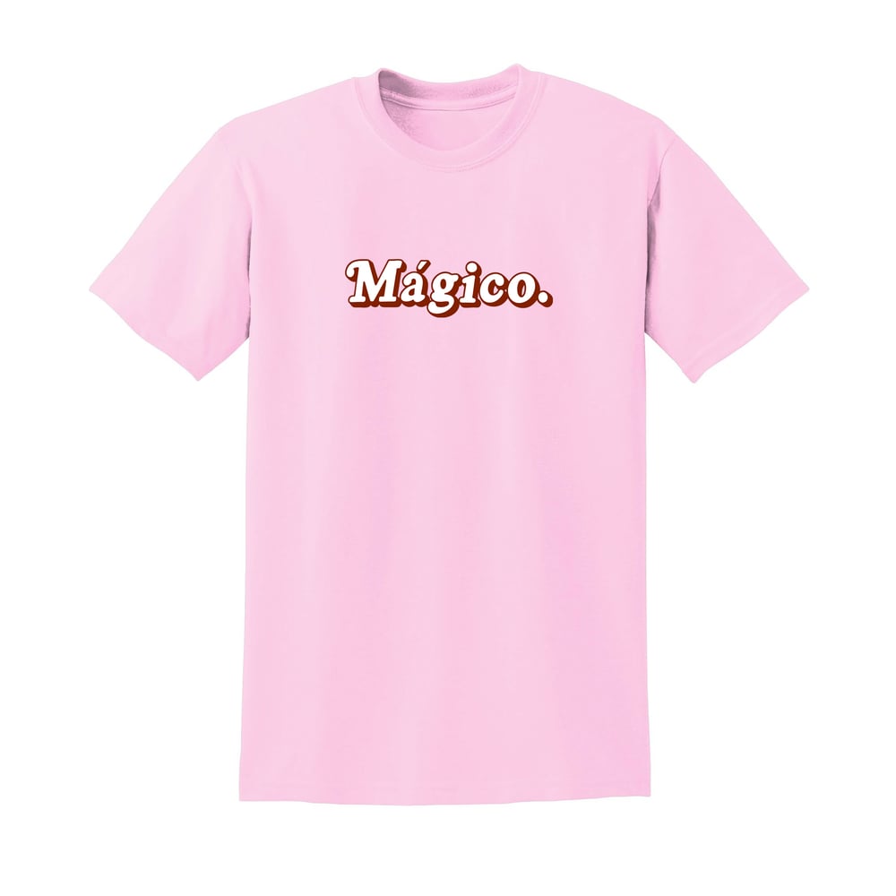 MÁGICO - Logo Tee (Pink/Red/White)