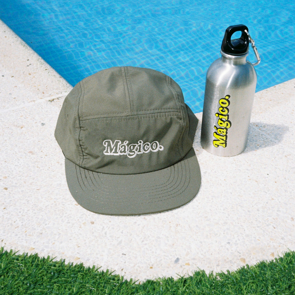 MÁGICO - Waterproof 5-Panel Cap (Olive/Sand)