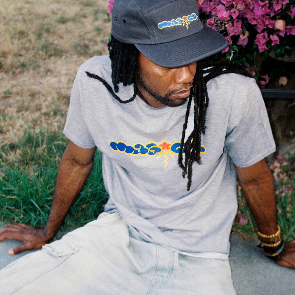 MÁGICO - "Clouds" Tee (Sport gray)
