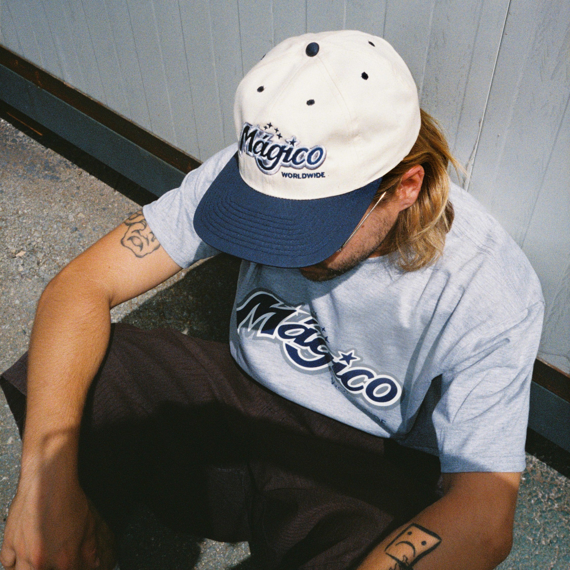 MÁGICO - "Worldwide Players" 90's Snapback (Navy)
