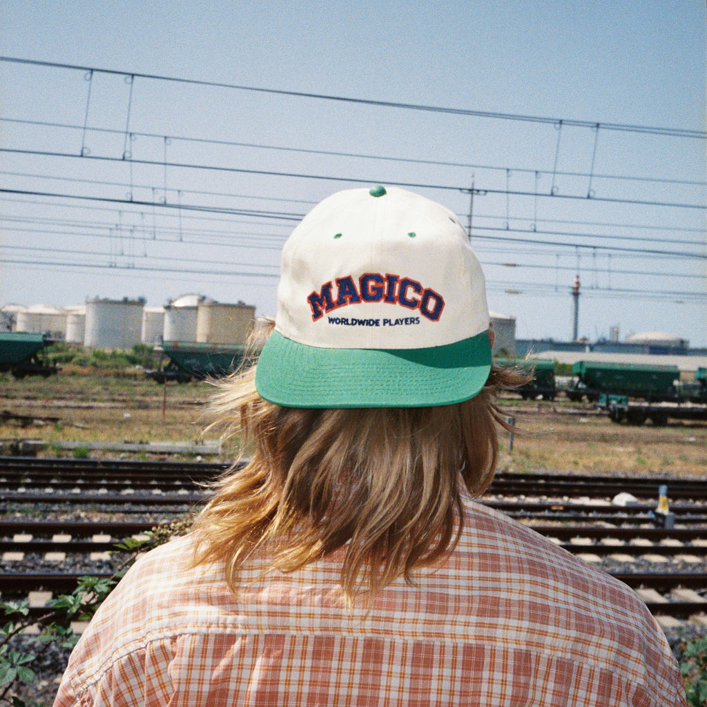 MÁGICO - "Worldwide Players" 90's Snapback (Green)
