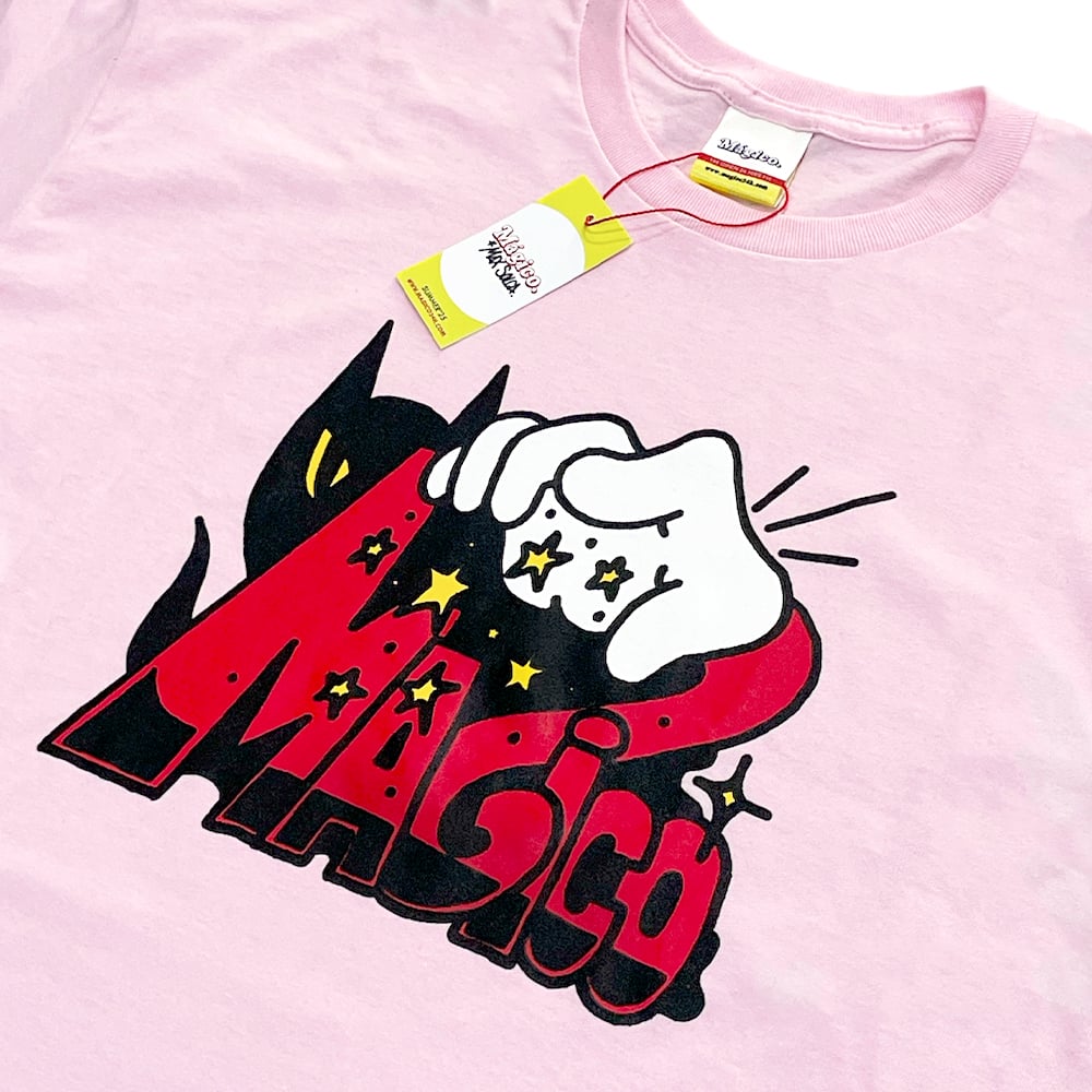 MÁGICO x Max Solca - "The Cat" tee (Pink)