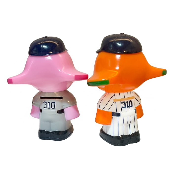 Sato Chan & Satoko Chan (Japan)- NY Yankees